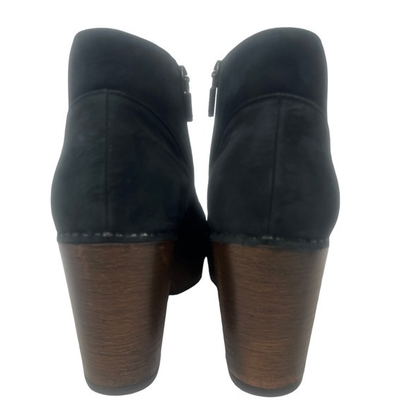 Dansko Clogs - Picture 9 of 12